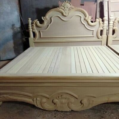 Giường Ngủ Kiểu Dáng Hoàng Gia