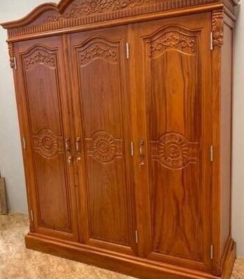 tủ áo gỗ hương lào