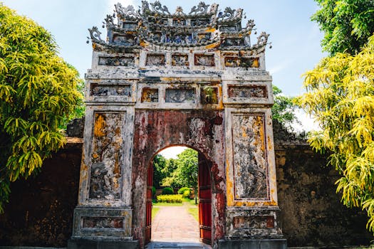 title% du lịch huế